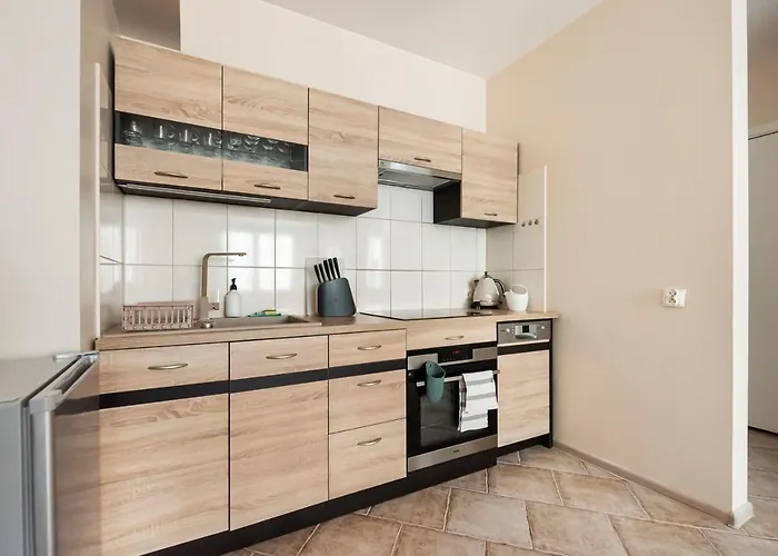 Praga Sulejkowska Comfort By Bookinghost