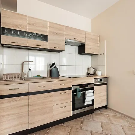 Praga Sulejkowska Comfort By Bookinghost